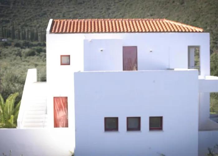 Kyfanta, & In Kyparissi *