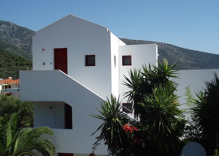 Kyfanta, & In Kyparissi Kyparíssion