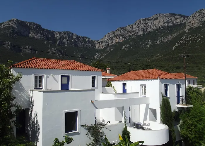 Kyfanta, & In Kyparissi Lejlighed Kyparíssion