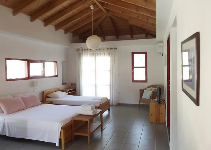 Kyfanta, & In Kyparissi *