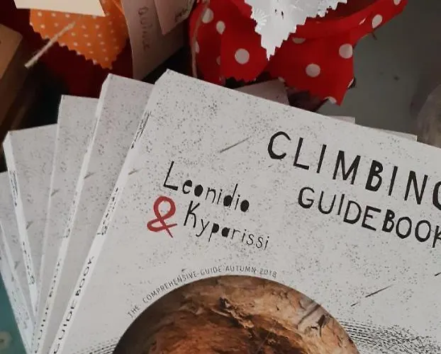 Kyfanta, & In Kyparissi Appartement *