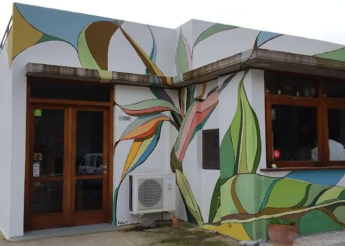 Lejlighed Kyfanta, & In Kyparissi Kyparíssion